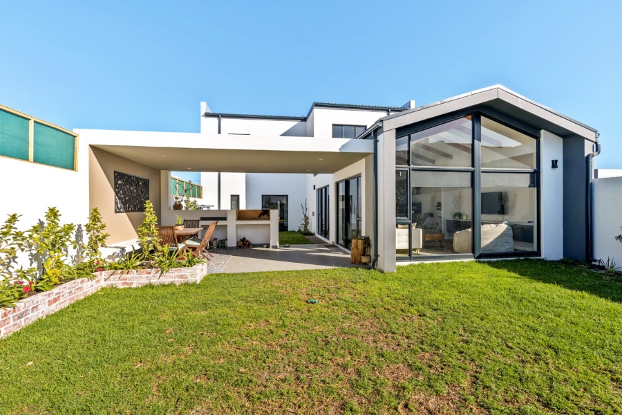 3 Bedroom Property for Sale in Sandown Western Cape